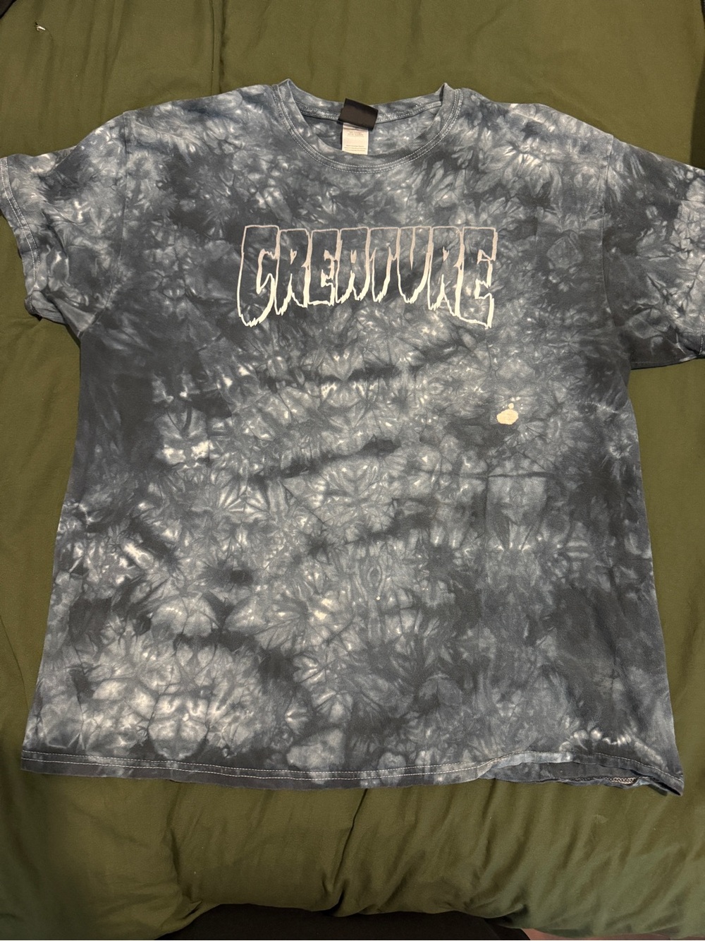 Tie-Dye Graphic Tee in Navy Blue